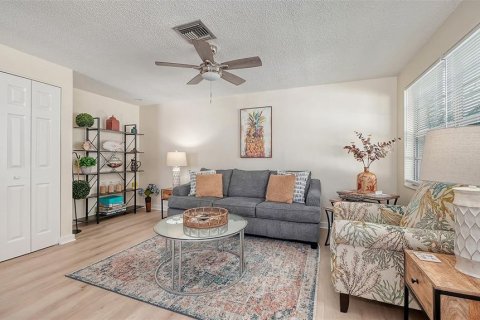 Propiedad comercial en venta en Holmes Beach, Florida, 2 dormitorios, 118.54 m2 № 2425457 - foto 24