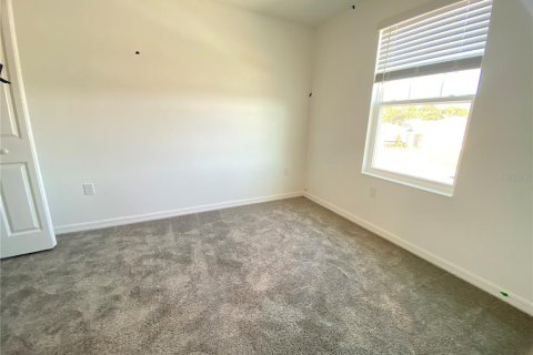 House in Edgewater, Florida 4 bedrooms, 172.15 sq.m. № 2093611 - photo 18