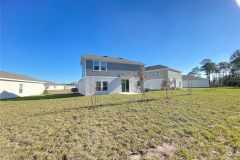 House in Edgewater, Florida 4 bedrooms, 172.15 sq.m. № 2093611 - photo 12