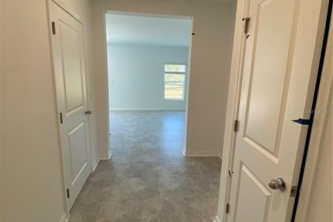 House in Edgewater, Florida 4 bedrooms, 172.15 sq.m. № 2093611 - photo 5