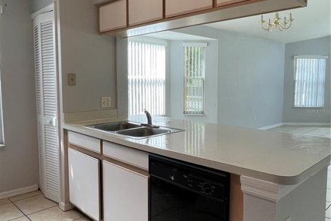 Condominio en alquiler en Kissimmee, Florida, 3 dormitorios, 128.3 m2 № 2107503 - foto 4