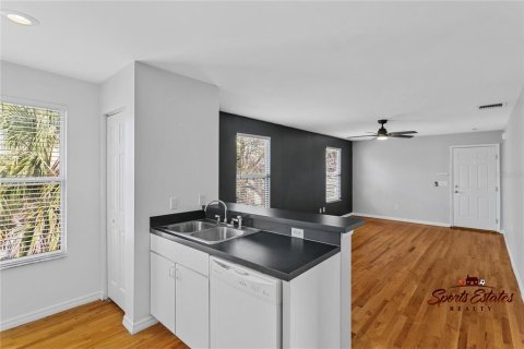 Villa ou maison à louer à Orlando, Floride: 1 chambre, 67.35 m2 № 1879761 - photo 5