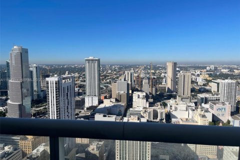 Condominio en alquiler en Miami, Florida, 1 dormitorio, 74.32 m2 № 2009095 - foto 7