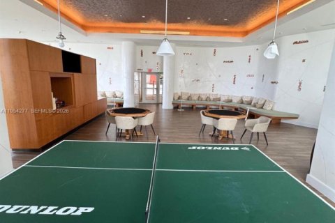 Condominio en alquiler en Miami, Florida, 1 dormitorio, 74.32 m2 № 2009095 - foto 17