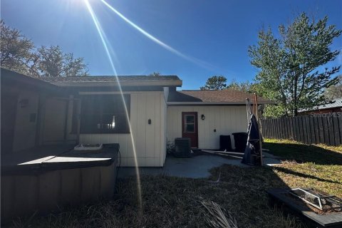 Casa en venta en Crystal River, Florida, 3 dormitorios, 116.87 m2 № 2096808 - foto 4