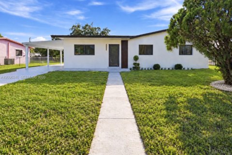 Casa en venta en Miami Gardens, Florida, 4 dormitorios, 139.35 m2 № 2393309 - foto 25
