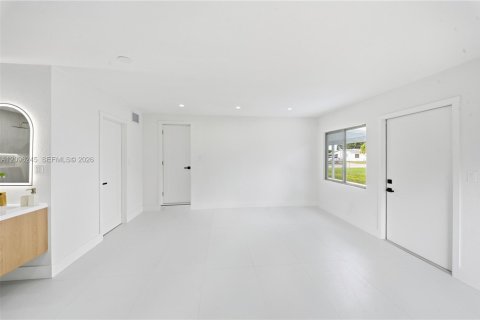 Casa en venta en Miami Gardens, Florida, 4 dormitorios, 139.35 m2 № 2393309 - foto 15