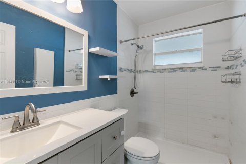 House in Pembroke Pines, Florida 2 bedrooms, 81.2 sq.m. № 1970194 - photo 23