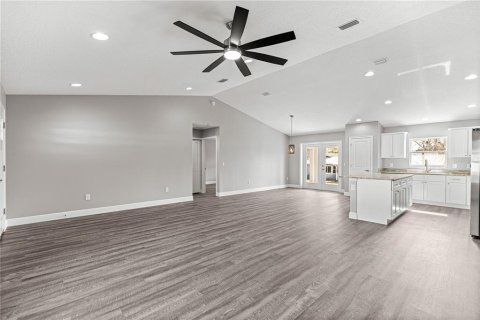 Casa en venta en Ocklawaha, Florida, 3 dormitorios, 158.12 m2 № 2386325 - foto 6