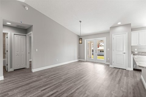Casa en venta en Ocklawaha, Florida, 3 dormitorios, 158.12 m2 № 2386325 - foto 7