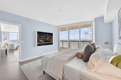 Copropriété à vendre à Miami, Floride: 3 chambres, 173.73 m2 № 1799536 - photo 23