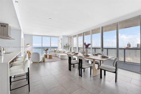 Copropriété à vendre à Miami, Floride: 3 chambres, 173.73 m2 № 1799536 - photo 9