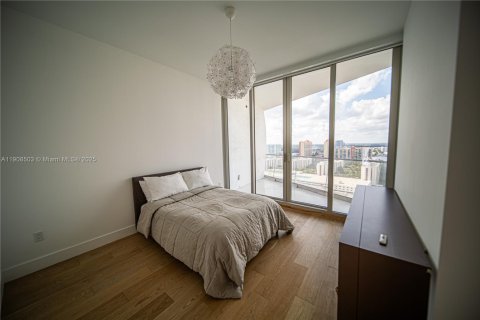Condominio en venta en Sunny Isles Beach, Florida, 4 dormitorios, 280.75 m2 № 2012841 - foto 22