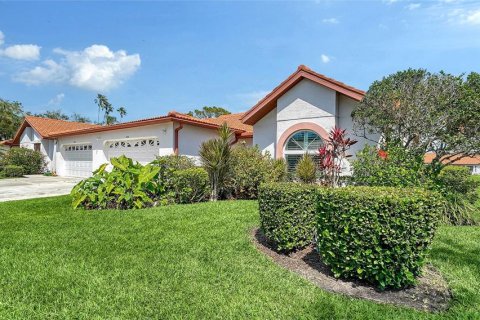 Villa ou maison à vendre à Sarasota, Floride: 2 chambres, 114.27 m2 № 1631589 - photo 1