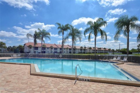 Villa ou maison à vendre à Sarasota, Floride: 2 chambres, 114.27 m2 № 1631589 - photo 25