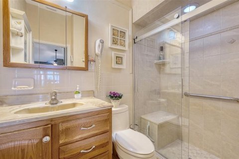 Villa ou maison à vendre à Sarasota, Floride: 2 chambres, 114.27 m2 № 1631589 - photo 12