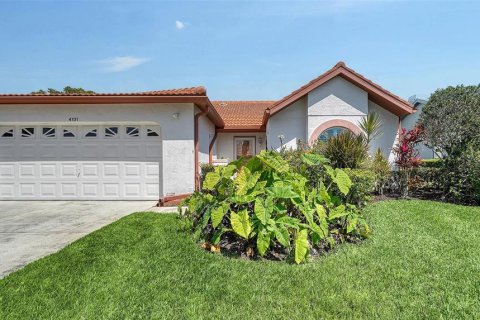 Villa ou maison à vendre à Sarasota, Floride: 2 chambres, 114.27 m2 № 1631589 - photo 2