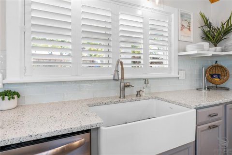 Villa ou maison à vendre à New Smyrna Beach, Floride: 2 chambres, 113.34 m2 № 2419728 - photo 8