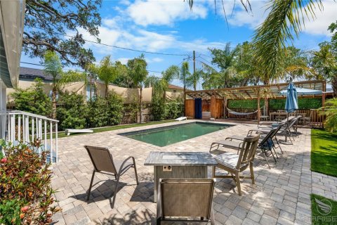 Villa ou maison à vendre à New Smyrna Beach, Floride: 2 chambres, 113.34 m2 № 2419728 - photo 21