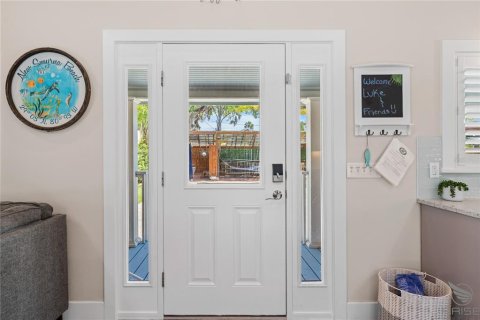 Villa ou maison à vendre à New Smyrna Beach, Floride: 2 chambres, 113.34 m2 № 2419728 - photo 2