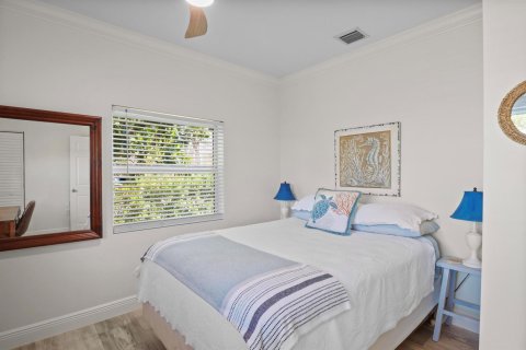 House in Lake Park, Florida 3 bedrooms, 130.25 sq.m. № 2261726 - photo 25