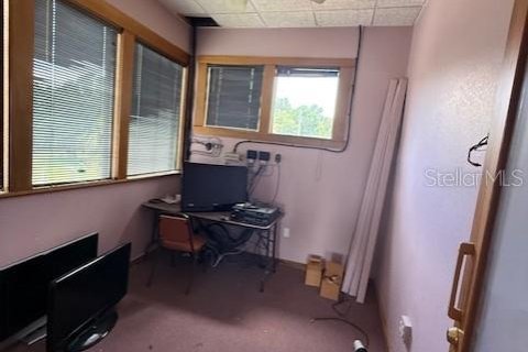 Снять в аренду коммерческую недвижимость в Орландо, Флорида 3055.18м2, № 1866088 - фото 19