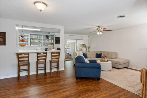 Casa en venta en Williston, Florida, 3 dormitorios, 185.34 m2 № 1657770 - foto 9