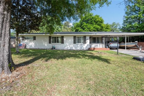 Casa en venta en Williston, Florida, 3 dormitorios, 185.34 m2 № 1657770 - foto 1