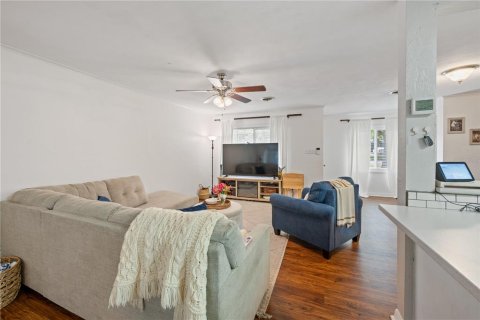 House in Williston, Florida 3 bedrooms, 185.34 sq.m. № 1657770 - photo 6