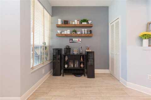 Townhouse in Largo, Florida 3 bedrooms, 139.35 sq.m. № 2196216 - photo 5