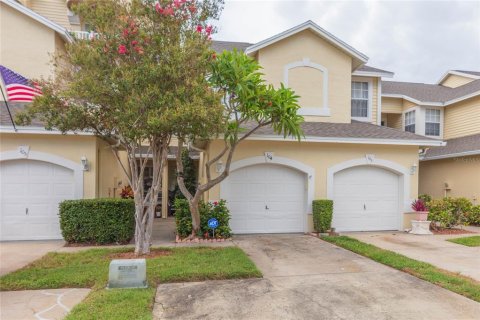 Townhouse in Largo, Florida 3 bedrooms, 139.35 sq.m. № 2196216 - photo 2