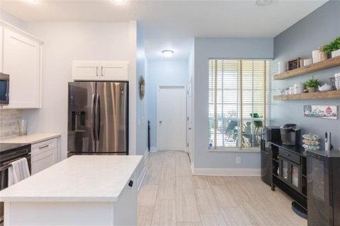 Townhouse in Largo, Florida 3 bedrooms, 139.35 sq.m. № 2196216 - photo 10