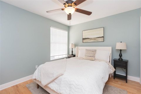 Townhouse in Largo, Florida 3 bedrooms, 139.35 sq.m. № 2196216 - photo 21