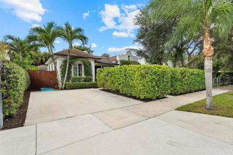 Casa en venta en West Palm Beach, Florida, 3 dormitorios, 128.67 m2 № 2337830 - foto 3