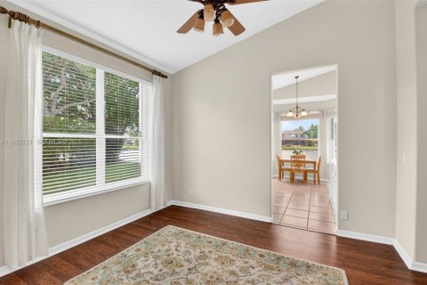 Casa en venta en Lake Worth, Florida, 3 dormitorios, 173.17 m2 № 1991604 - foto 7