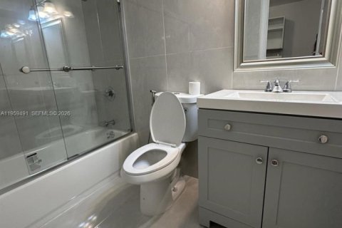 Propiedad comercial en alquiler en Hollywood, Florida, 128.58 m2 № 2017972 - foto 4