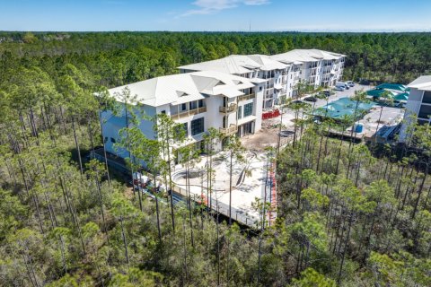 Condo in Santa Rosa Beach, Florida, 2 bedrooms  № 559000 - photo 1