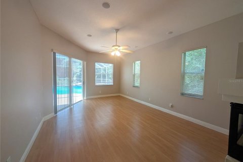 Casa en alquiler en Tampa, Florida, 5 dormitorios, 322.37 m2 № 1883144 - foto 10