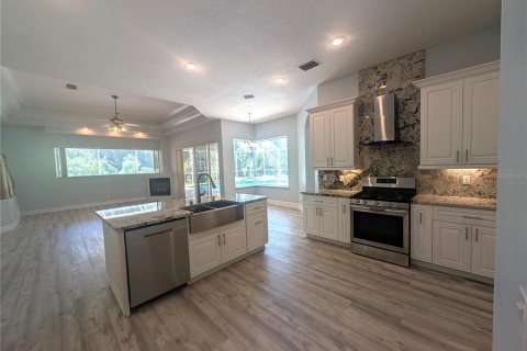 Villa ou maison à louer à Tampa, Floride: 5 chambres, 322.37 m2 № 1883144 - photo 17