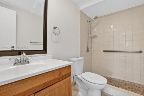 Condominio en alquiler en Lauderdale Lakes, Florida, 1 dormitorio, 69.49 m2 № 2043545 - foto 10