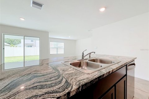 Villa ou maison à louer à Ocala, Floride: 4 chambres, 169.73 m2 № 2207416 - photo 8