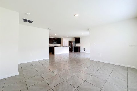 Villa ou maison à louer à Ocala, Floride: 4 chambres, 169.73 m2 № 2207416 - photo 11