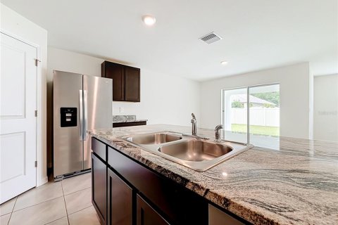 Villa ou maison à louer à Ocala, Floride: 4 chambres, 169.73 m2 № 2207416 - photo 5