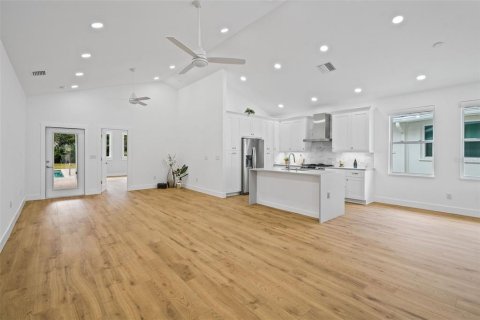 Villa ou maison à vendre à Clearwater, Floride: 3 chambres, 133.22 m2 № 1734938 - photo 8
