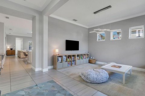 House in Orlando, Florida 4 bedrooms, 258.36 sq.m. № 1411164 - photo 3