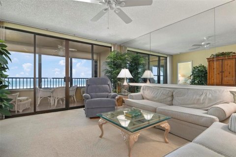 Condo in Sarasota, Florida, 2 bedrooms  № 1772911 - photo 8