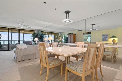 Condo in Sarasota, Florida, 2 bedrooms  № 1772911 - photo 6