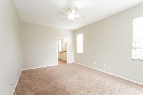 Casa en alquiler en Tampa, Florida, 3 dormitorios, 148.64 m2 № 1914671 - foto 10