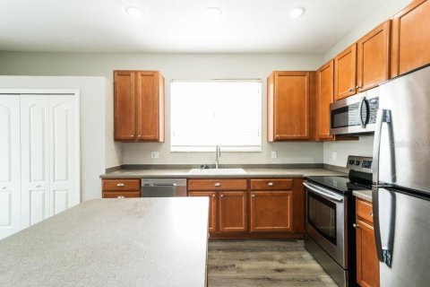 Casa en alquiler en Tampa, Florida, 3 dormitorios, 148.64 m2 № 1914671 - foto 8
