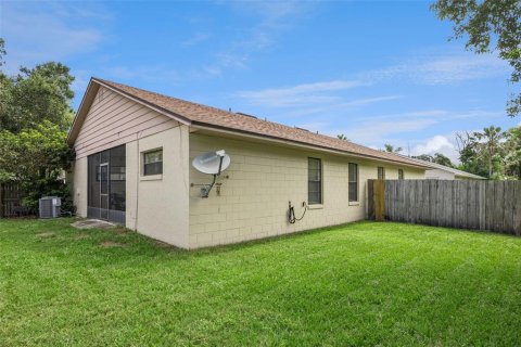 Propiedad comercial en venta en Orlando, Florida, 4 dormitorios, 196.3 m2 № 2238359 - foto 25